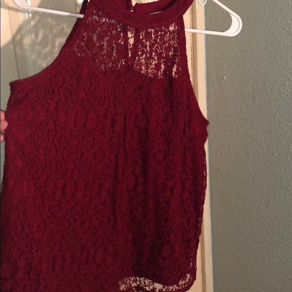 Cute maroon top